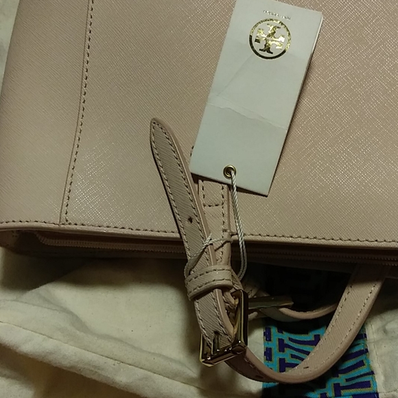 Tory Burch Authentic York Buckle Tote used twice - Picture 3 of 7